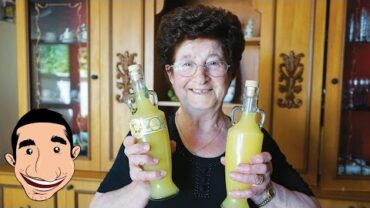 VIDEO: LIMONCELLO RECIPE | Nonna making the best limoncello in the world | Italian Homemade Recipe