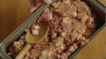 VIDEO: How to Make Old-Fashioned Meatloaf | Meatloaf Recipe | Allrecipes.com