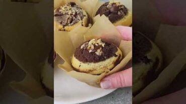 VIDEO: 🍫Mesmerizing #chocolate #muffins 🤤 #cookistwow #shorts #delicious