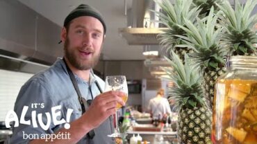 VIDEO: Brad Makes a Fermented Mexican Pineapple Drink (Tepache) | It’s Alive | Bon Appétit
