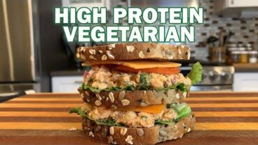 VIDEO: High Protein Vegetarian Meal | Chickpea Salad Sandwich