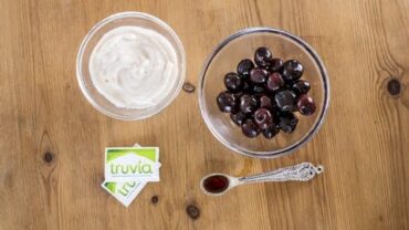 VIDEO: Reduced Sugar Cherry Vanilla Smoothie with Truvia® Natural Sweetener – Weelicious