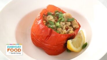 VIDEO: Slow Cooker Stuffed Peppers – Everyday Food with Sarah Carey