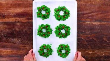VIDEO: Christmas Cornflake Wreath Cookies | Southern Living