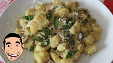VIDEO: Gnocchi with Pesto and Sausage | Potato Gnocchi | Italian Food Recipe