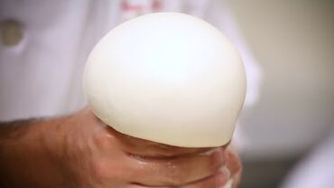 VIDEO: How Mozzarella Is Made