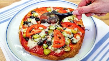 VIDEO: Lecker und schnell! Pizza in einer Pfanne in 5 Minuten! Vegetarische Rezepte für alle!