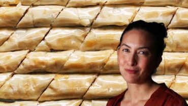 VIDEO: How To Make A Classic Baklava With Sarah • Tasty