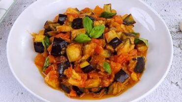 VIDEO: Sautéed eggplant and tomatoes: how to make a delicious side dish with eggplants