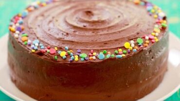 VIDEO: Gemma’s Classic Chocolate Cake with Homemade Sprinkles & Fudge Frosting
