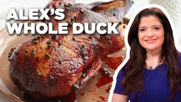 VIDEO: Alex Guarnaschelli’s Whole Duck with Green Peppercorn Glaze | Alex’s Day Off | Food Network
