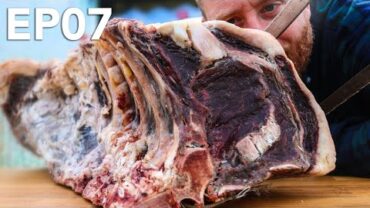VIDEO: My 40 day Dry Aged Beef FOOD BUSKER | John Quilter