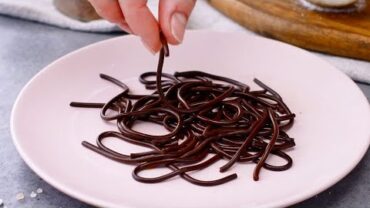 VIDEO: Chocolate spaghetti: the surprising and quick recipe to prepare!