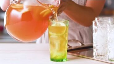 VIDEO: Spiked Arnold Palmer | Southern Living