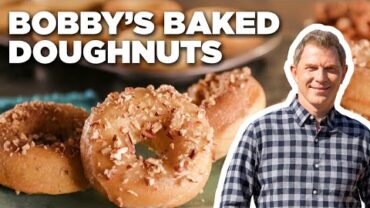 VIDEO: Bobby Flay’s Baked Doughnuts | Brunch @ Bobby’s | Food Network