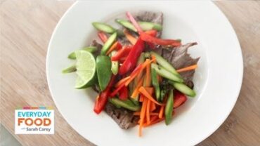 VIDEO: Vietnamese Steak and Asparagus Salad – Everyday Food with Sarah Carey