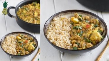VIDEO: Cauliflower & Chickpea Curry | Easy + Vegan