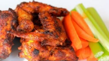 VIDEO: Baked Buffalo Wings Recipe For A Healthy Super Bowl Sunday