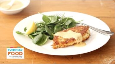 VIDEO: Parmesan Crusted Chicken Recipe – Everyday Food with Sarah Carey