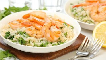 VIDEO: Lemon Shrimp Risotto | Healthy + Quick + Easy Dinner Recipe