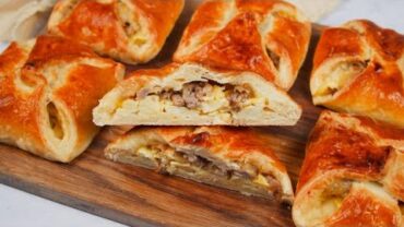 VIDEO: Cowboy pastry: the American recipe for meat pies!