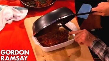 VIDEO: Assembling Lasagne with Jonny Vegas | Gordon Ramsay