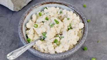VIDEO: How To Make Vegan Cottage Cheese (Easy Recipe)