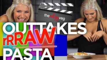 VIDEO: Raw Zucchini Bloopers | The Edgy Veg
