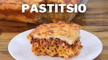 VIDEO: Pastitsio | Greek Lasagna Recipe 🇬🇷