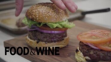 VIDEO: Making the Perfect Burger Patty | Food & Wine