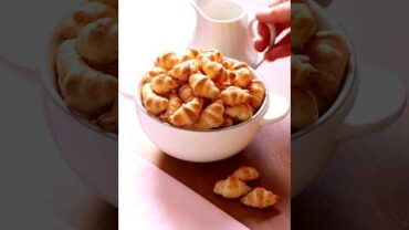 VIDEO: 1 Ingredient Mini Croissants! 🥐🥐🥐
