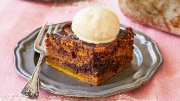 VIDEO: Pumpkin Pie Brownies | Bigger Bolder Baking