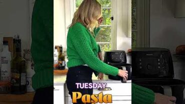VIDEO: Pasta Made Three Ways – Weelicious