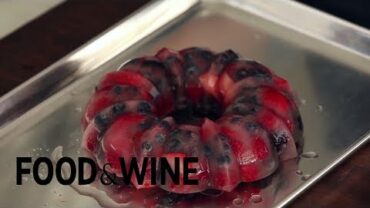 VIDEO: How to Make a Flavored Ice Ring for Your Punch Bowl | Mad Genius Tips | Food & Wine