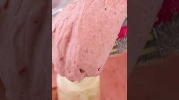 VIDEO: Easy (And Healthy) Breakfast Ice Cream