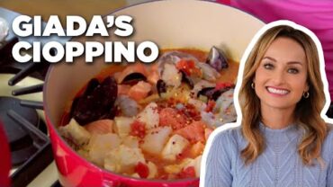 VIDEO: How to Make Giada’s Cioppino | Everyday Italian | Food Network