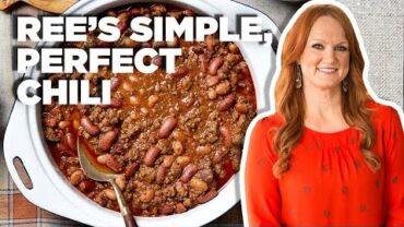 VIDEO: Simple, Perfect Chili with Ree Drummond | The Pioneer Woman | Food Network