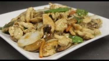 VIDEO: How to Make Moo Goo Gai Pan (Chicken w/ Mushrooms), 2 methods: stir-fry and boiled.