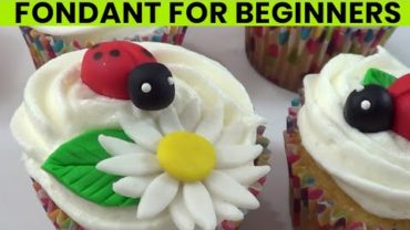 VIDEO: How to make fondant cupcake decorating for beginners – Easy fondant cake decorating ideas