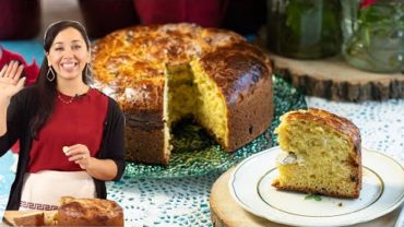 VIDEO: Make this for New Year’s Eve: Greek Vasilopita Bread