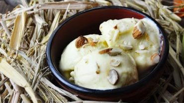 VIDEO: Mango Ice Cream Recipe – Easy Home Made Mango Ice Cream – Eggless Mango Icecream