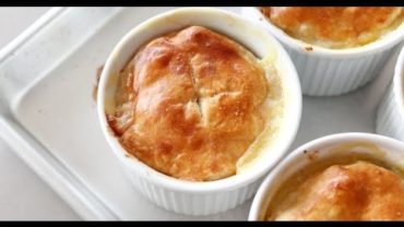 VIDEO: Sarah’s Chicken Potpies | Everyday Food with Sarah Carey