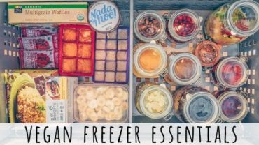 VIDEO: WHAT’S IN MY VEGAN FREEZER | vegan freezer meals + essentials