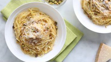 VIDEO: Creamy Lemon Pasta with Pistachios- Everyday Food with Sarah Carey