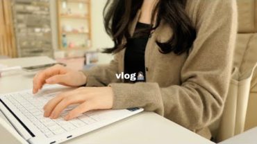 VIDEO: vlog | 작업실 일상👩‍💻 새노트북(레노버 유료광고 포함) 퇴근하고 해물떡볶이,양송이 스프 만들기