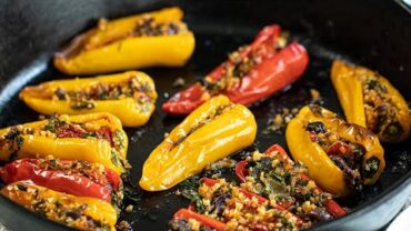 VIDEO: An Easy VEGAN Side ready in 30 minutes! Mini Stuffed Bell Peppers