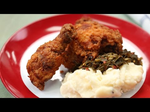 VIDEO: Mama's Fried Chicken | Southern Living - Cooking Videos TV