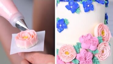 VIDEO: Pipe The Most Perfect Petals With This Unique Buttercream Recipe! So Yummy