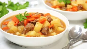 VIDEO: Hearty Beef Stew | Easy + Delicious Fall Comfort Foods