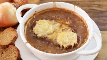 VIDEO: French Onion Soup Recipe